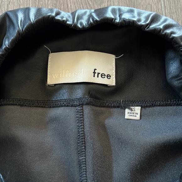 Wilfred free Daria Vegan Leather Legging - Picture 2 of 3